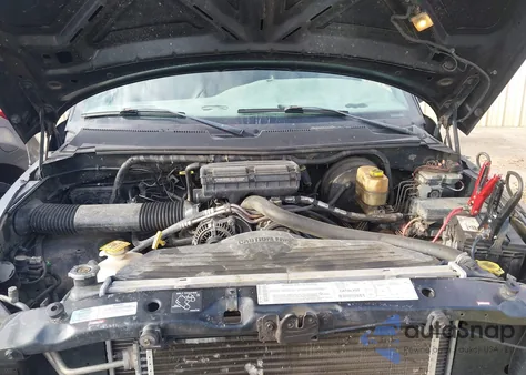 2002 Dodge Ram 2500 St z USA, uszkodzony, nr VIN 3B7KF23ZX2M277574